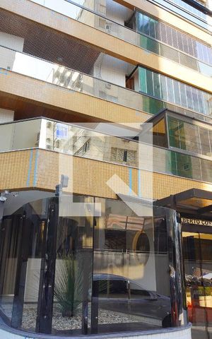 Apartamento para alugar com 200m², 2 quartos e 2 vagasFachada do Prédio