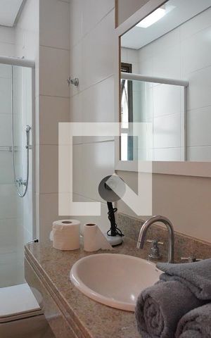Apartamento para alugar com 200m², 2 quartos e 2 vagasBanheiro da Suíte 1