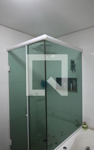 Casa à venda com 300m², 4 quartos e 4 vagasBanheiro
