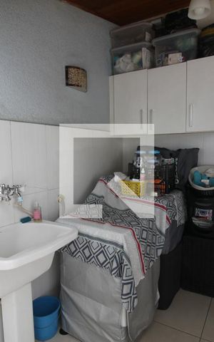 Casa à venda com 300m², 4 quartos e 4 vagasÁrea de Serviço