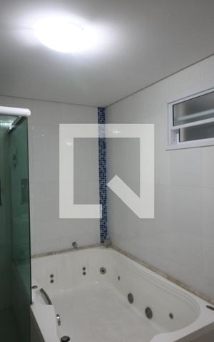 Casa à venda com 300m², 4 quartos e 4 vagasBanheiro