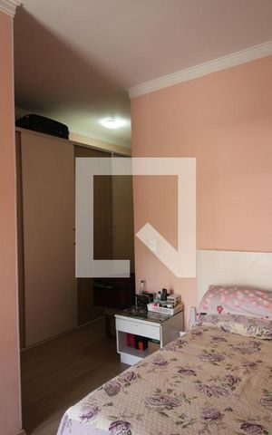 Casa à venda com 300m², 4 quartos e 4 vagasQuarto 2 - Suíte