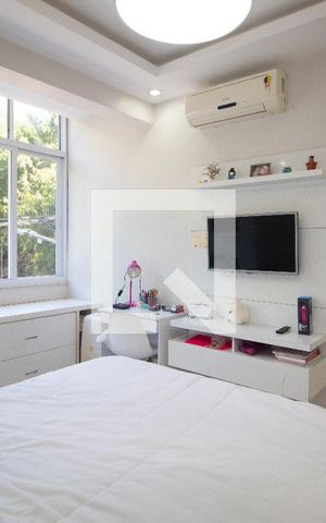 Apartamento à venda com 120m², 3 quartos e sem vaga Apartamento à venda com 120m², 3 quartos e sem vagaQuarto 1