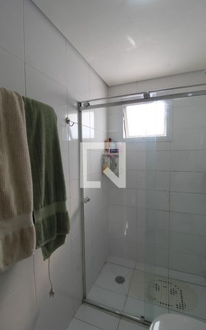 Apartamento à venda com 76m², 2 quartos e 1 vagaBanheiro da Suíte