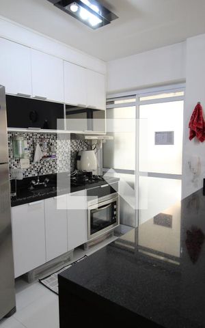 Apartamento à venda com 76m², 2 quartos e 1 vagaCozinha