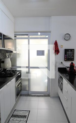 Apartamento à venda com 76m², 2 quartos e 1 vagaCozinha