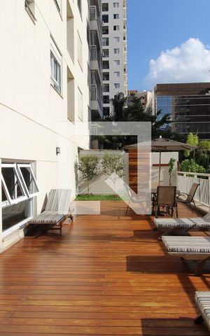 Apartamento à venda com 76m², 2 quartos e 1 vagaÁrea Comum - Piscina
