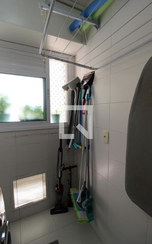 Apartamento à venda com 76m², 2 quartos e 1 vagaÁrea de Serviço