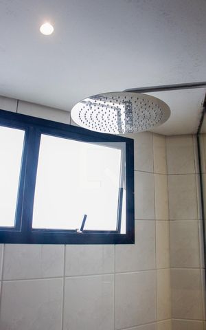 Apartamento à venda com 428m², 4 quartos e 5 vagasBanheiro da Suíte 1