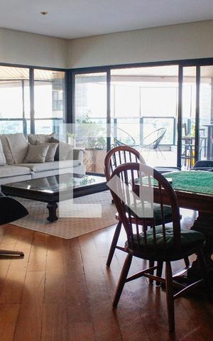 Apartamento à venda com 428m², 4 quartos e 5 vagasSala