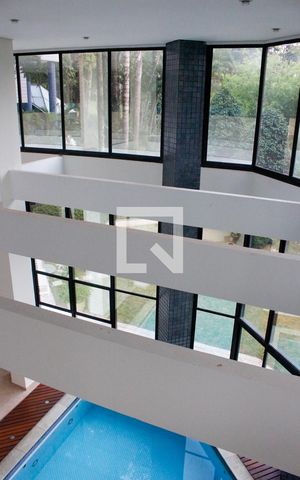 Apartamento à venda com 428m², 4 quartos e 5 vagasPiscina Coberta