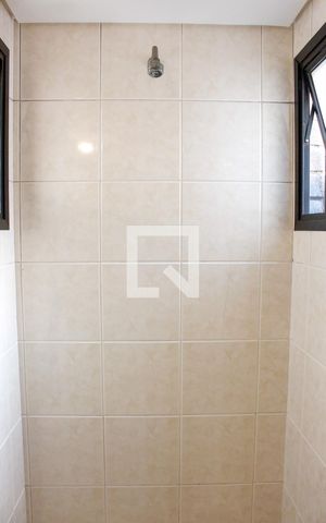 Apartamento à venda com 428m², 4 quartos e 5 vagasBanheiro da Suíte 3