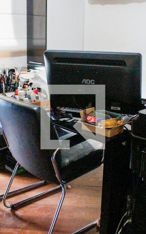 Apartamento à venda com 428m², 4 quartos e 5 vagasEscritório 2