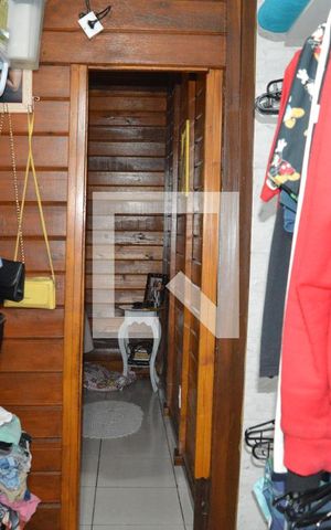 Casa à venda com 372m², 4 quartos e 4 vagasCloset da Suite