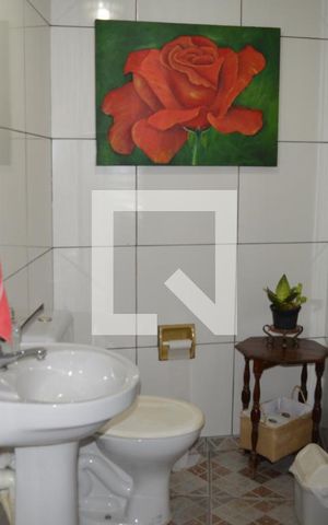 Casa à venda com 372m², 4 quartos e 4 vagasBanheiro do Quarto da Área Gourmet