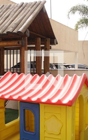 Apartamento para alugar com 49m², 2 quartos e 1 vagaÁrea comum - Playground