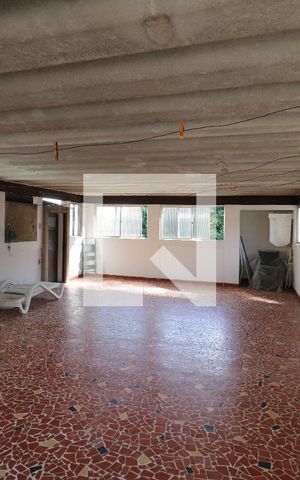 Casa à venda com 190m², 4 quartos e 6 vagasTerraço