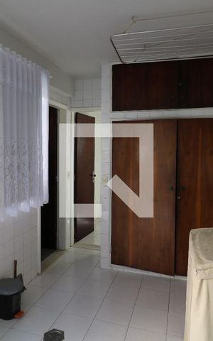 Casa à venda com 190m², 4 quartos e 6 vagasÁrea de Serviço