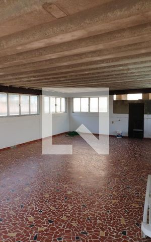 Casa à venda com 190m², 4 quartos e 6 vagasTerraço
