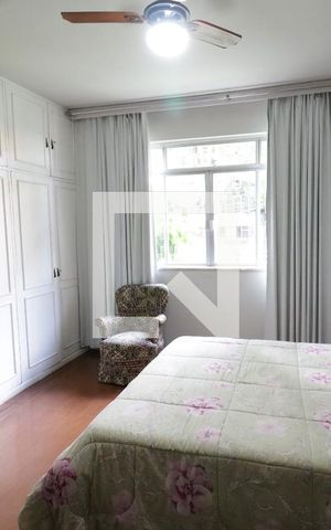 Casa à venda com 190m², 4 quartos e 6 vagasSuíte 