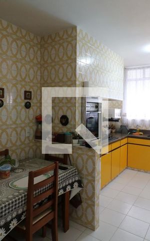 Casa à venda com 190m², 4 quartos e 6 vagasCozinha