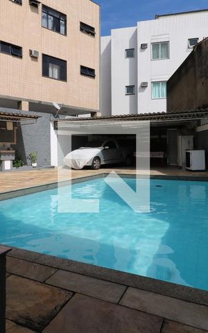 Casa à venda com 190m², 4 quartos e 6 vagasÁrea Externa - Piscina