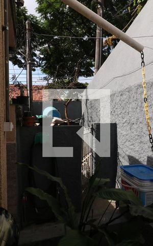 Casa à venda com 190m², 4 quartos e 6 vagasCanil