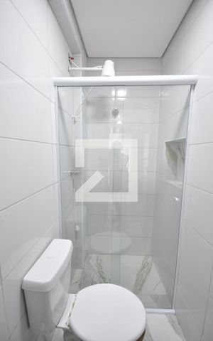 Casa para alugar com 107m², 2 quartos e 1 vagaBanheiro