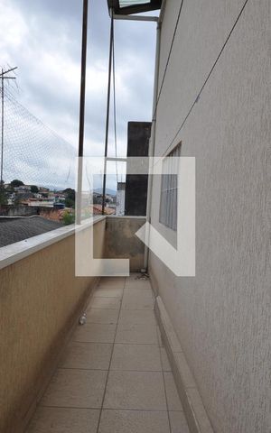Casa para alugar com 107m², 2 quartos e 1 vagaQuintal
