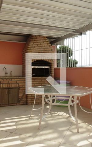 Casa à venda com 108m², 3 quartos e 4 vagasQuintal