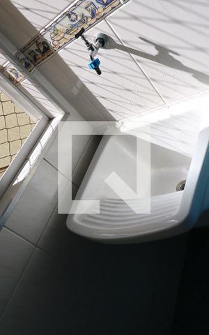 Apartamento à venda com 83m², 3 quartos e 2 vagasÁrea de Serviço