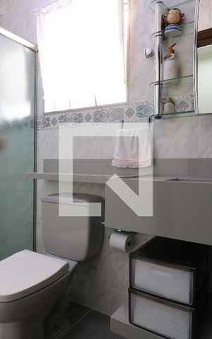 Apartamento à venda com 83m², 3 quartos e 2 vagasBanheiro Social