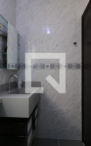 Apartamento à venda com 83m², 3 quartos e 2 vagasBanheiro Social