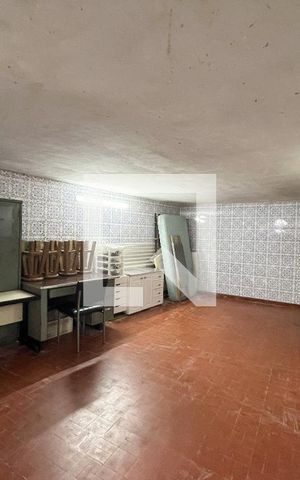 Casa à venda com 175m², 4 quartos e 2 vagas Casa à venda com 175m², 4 quartos e 2 vagasGaragem