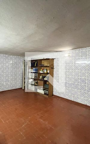 Casa à venda com 175m², 4 quartos e 2 vagas Casa à venda com 175m², 4 quartos e 2 vagasGaragem