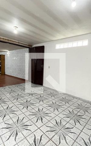 Casa à venda com 175m², 4 quartos e 2 vagas Casa à venda com 175m², 4 quartos e 2 vagasGaragem