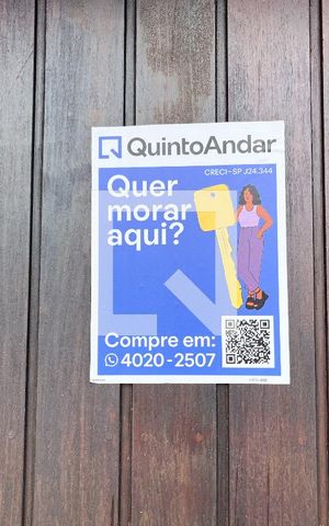 Casa à venda com 175m², 4 quartos e 2 vagas Casa à venda com 175m², 4 quartos e 2 vagasPlaquinha