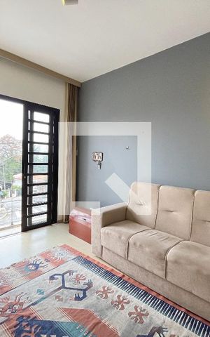 Casa à venda com 175m², 4 quartos e 2 vagas Casa à venda com 175m², 4 quartos e 2 vagasSala 2