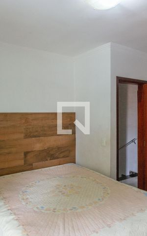 Casa à venda com 99m², 3 quartos e 3 vagasSuíte