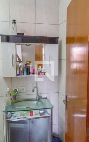 Casa à venda com 99m², 3 quartos e 3 vagasBanheiro da Suíte