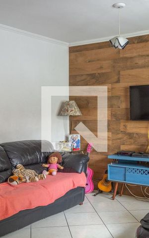 Casa à venda com 99m², 3 quartos e 3 vagasSala