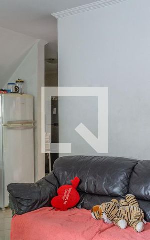 Casa à venda com 99m², 3 quartos e 3 vagasSala