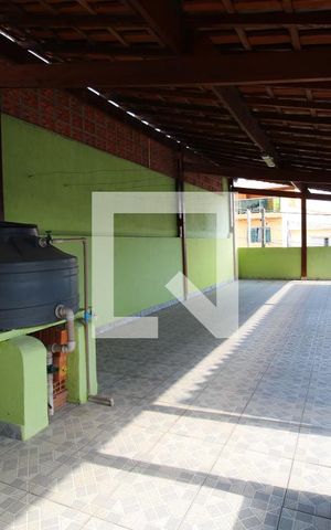 Casa à venda com 126m², 2 quartos e 2 vagasCobertura
