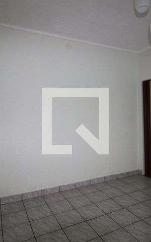 Casa à venda com 126m², 2 quartos e 2 vagasSala