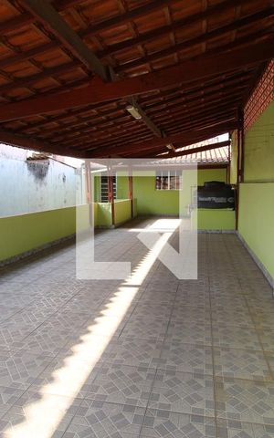 Casa à venda com 126m², 2 quartos e 2 vagasCobertura