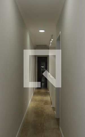 Casa à venda com 150m², 3 quartos e 2 vagascorredor