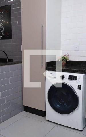 Casa à venda com 150m², 3 quartos e 2 vagasÁrea de Serviço