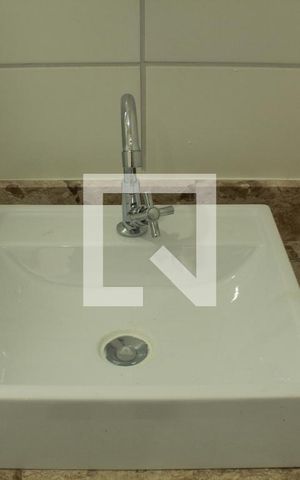 Apartamento à venda com 34m², 2 quartos e sem vagaBanheiro