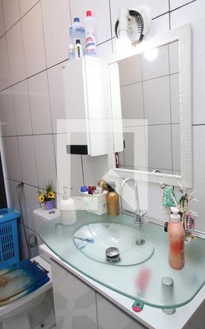 Apartamento à venda com 48m², 1 quarto e sem vagaBanheiro