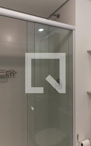 Studio à venda com 16m², 1 quarto e sem vaga Studio à venda com 16m², 1 quarto e sem vagaBanheiro